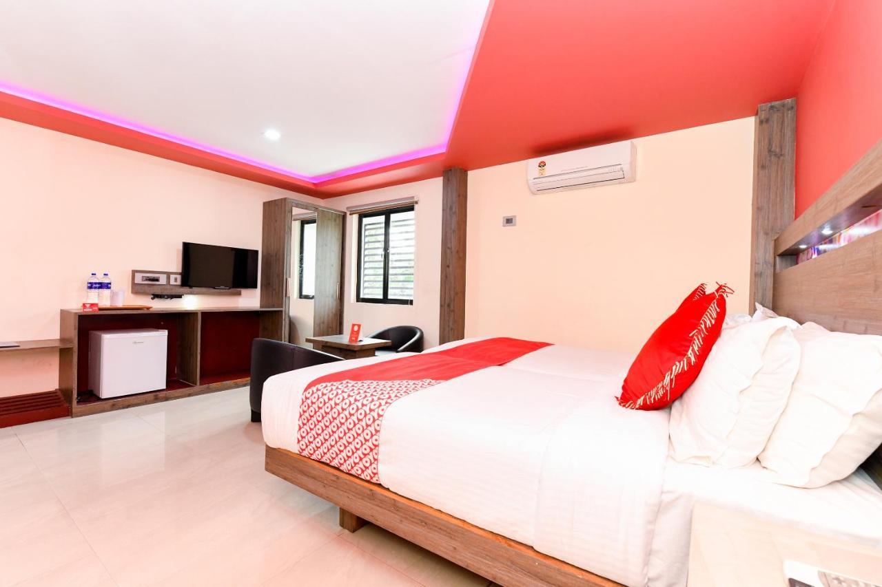 Oyo 1889 Hotel Aj Park Alappuzha Exterior photo