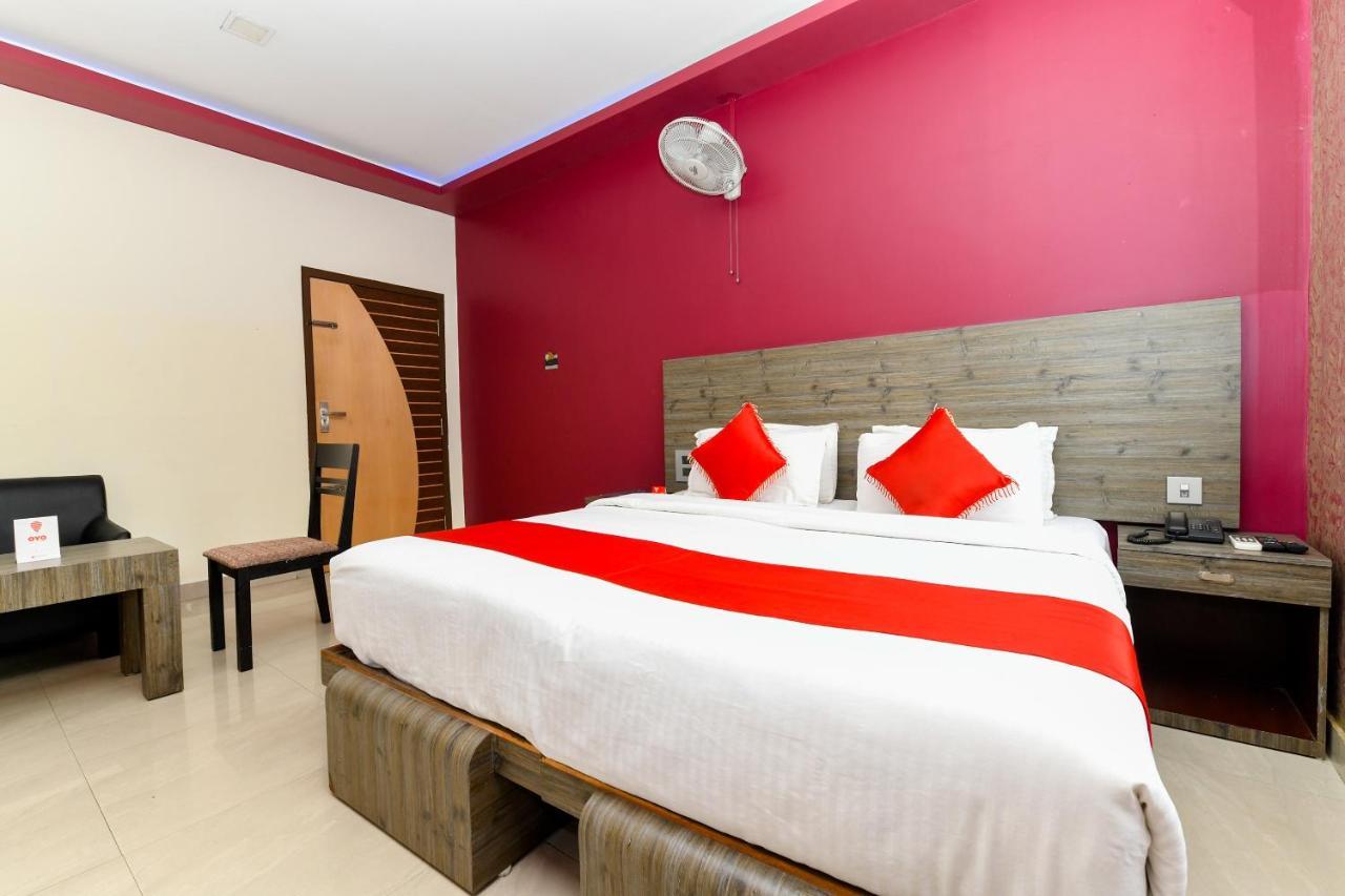 Oyo 1889 Hotel Aj Park Alappuzha Exterior photo