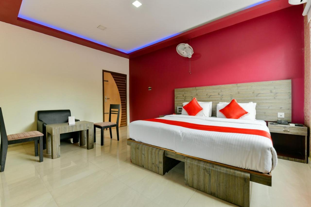 Oyo 1889 Hotel Aj Park Alappuzha Exterior photo