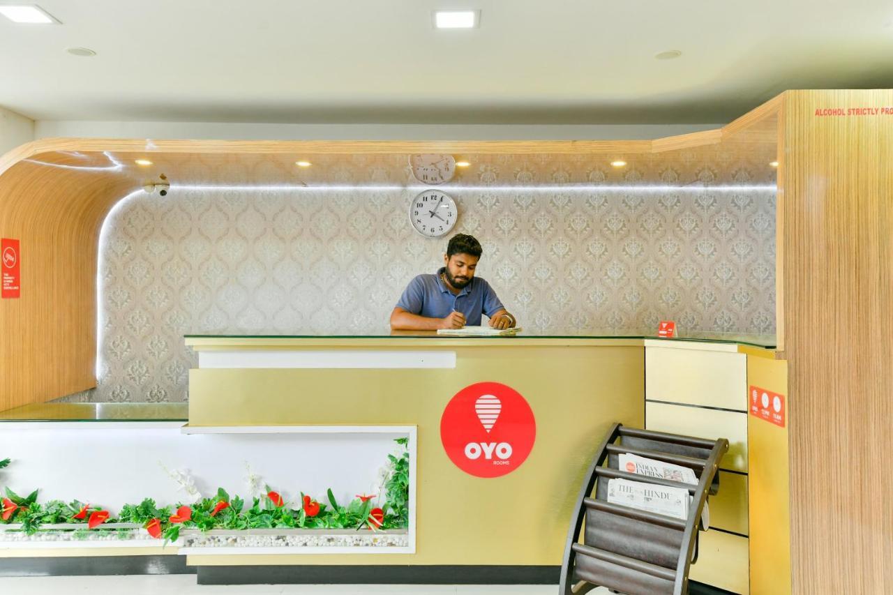 Oyo 1889 Hotel Aj Park Alappuzha Exterior photo